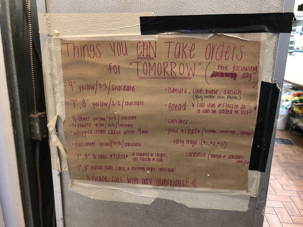 Traub's Bakery: 1020 Lincoln Avenue, Prospect Park, PA 19076